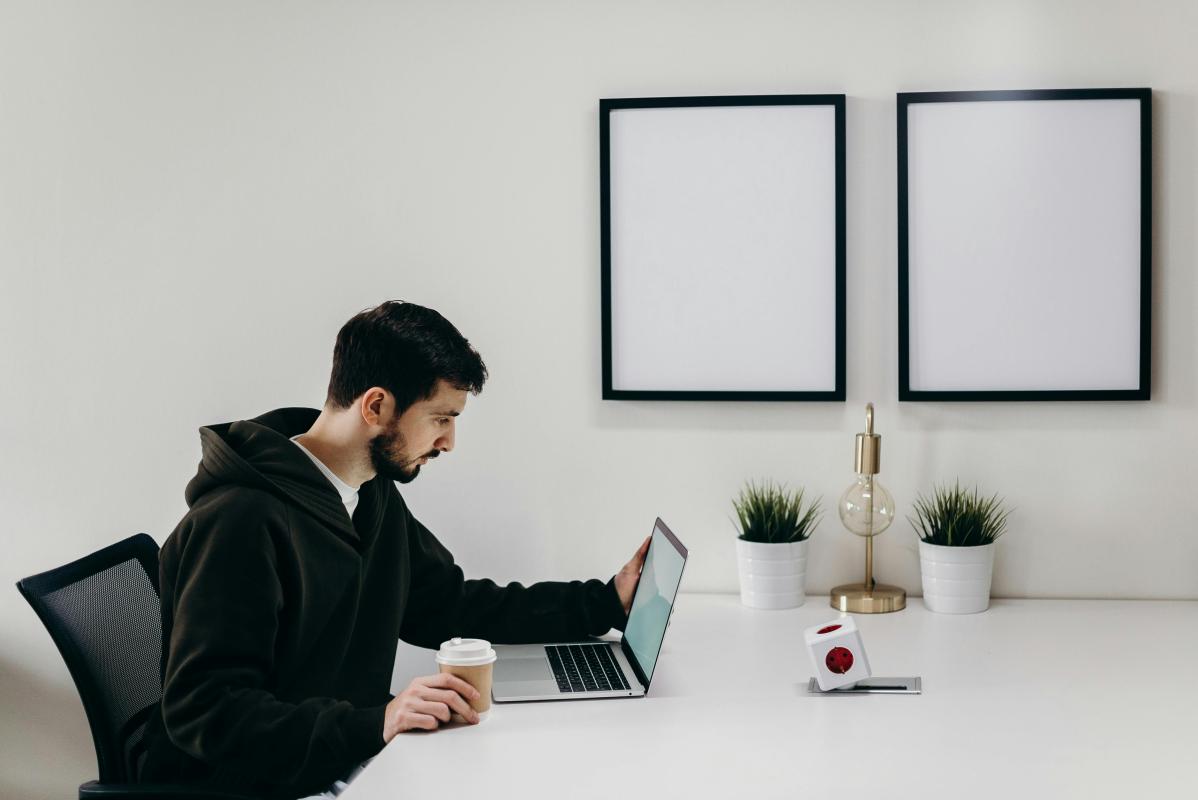 ChatGPT em marketing digital, criação de conteúdo com ChatGPT, ChatGPT para social media, estratégia de marketing digital, curso de marketing digital, produção de conteúdo, gestão de mídias sociais, ferramentas de criação de conteúdo